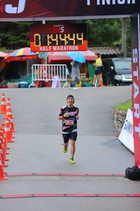 BIB: 4444, 1639
                            <button type="button" onclick="openModal(5717896)" class="btn btn-primary btn-sm float-right btn-popup" data-toggle="modal" data-target=".modal-high-quality">
                        <i class="fas fa-shopping-cart"></i> Add to Cart
                    </button>
                                            <button type="button" onclick="isThisMe(5717896, true)" class="btn btn-success btn-sm float-right btn-popup btn-isme hidden" data-toggle="tooltip" data-placement="bottom" title="นี่คือรูปของคุณใช่ไหม คลิกที่นี่เพื่อเอาเข้าอัลบั้ม">
                        <i class="fas fa-plus"></i> Add to album
                    </button>
                    <button type="button" onclick="isThisMe(5717896, false)" class="btn btn-warning btn-sm float-right btn-popup btn-isnotme hidden">
                        <i class="fas fa-ban"></i> Remove from album
                    </button>